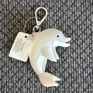 NWT Bath and body works dolphin Pocketbac holder